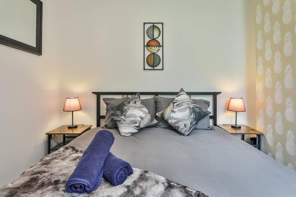 Refurbished Plush Property Great Transport Links シェフィールド エクステリア 写真