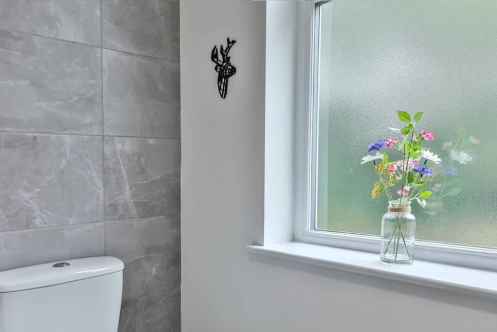 Refurbished Plush Property Great Transport Links シェフィールド エクステリア 写真