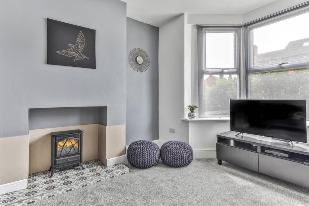 Refurbished Plush Property Great Transport Links シェフィールド エクステリア 写真
