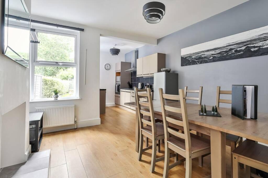 Refurbished Plush Property Great Transport Links シェフィールド エクステリア 写真