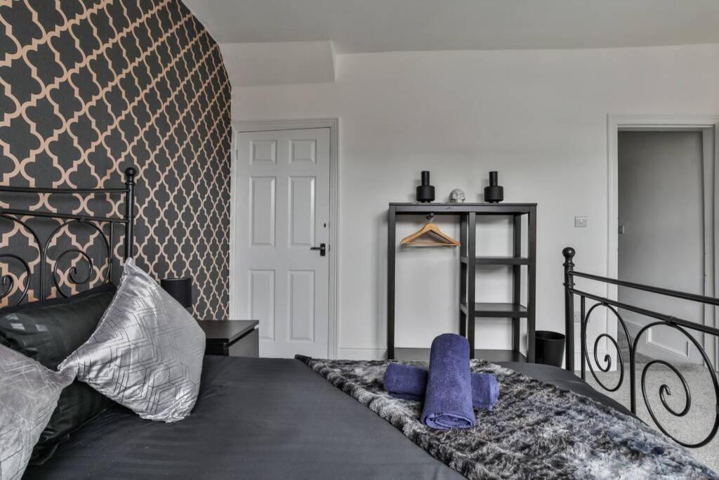 Refurbished Plush Property Great Transport Links シェフィールド エクステリア 写真